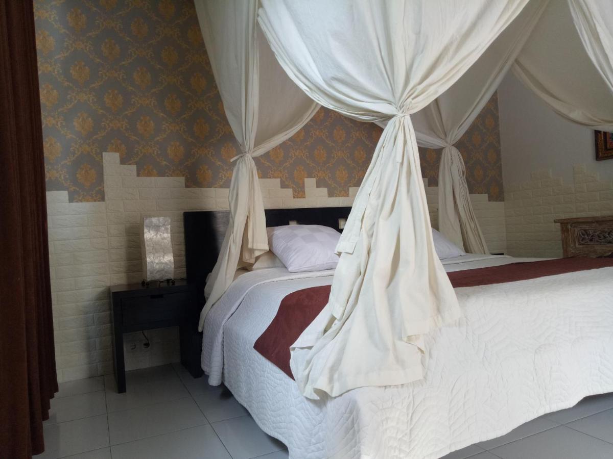 Esa * Ubud